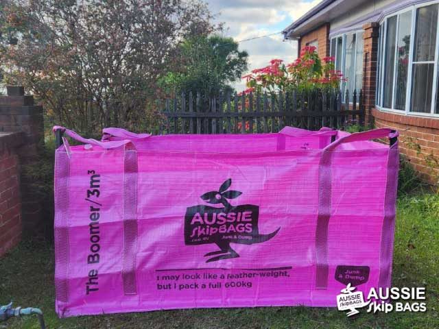 Aussie Sjip Bags Ballarat page image of a Boomer Bag ready to be filled