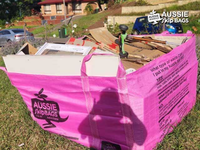 Aussie Skip Bags Wollongong page image of a Flyer Bag